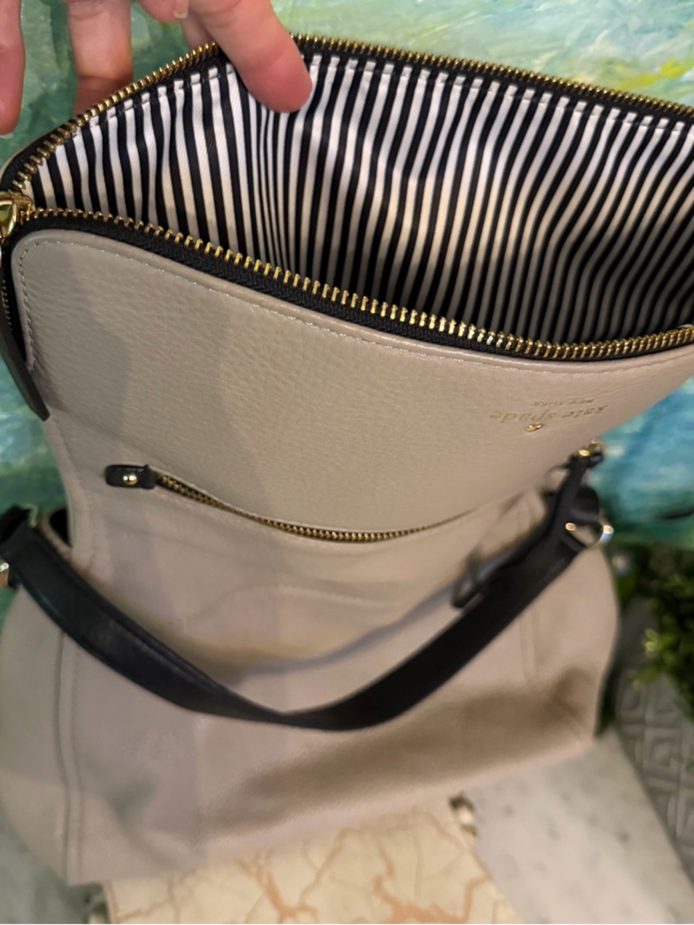 kate spade Cobble Hill Pebbled Leather Shoulder Bag in light Sand Gray - Picture 7 of 9